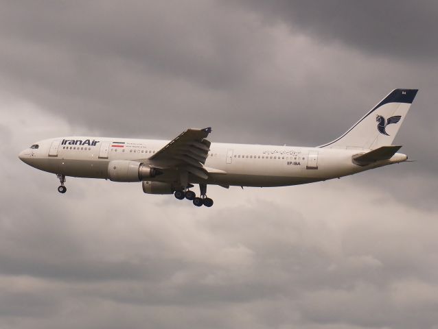 Airbus A300F4-600 (EP-IBA)