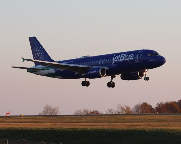 Airbus A320 (N531JL)