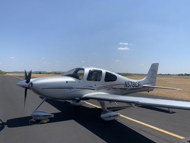 Cirrus SR-22 (N578CP)