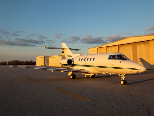 Hawker 800 (N63XG)