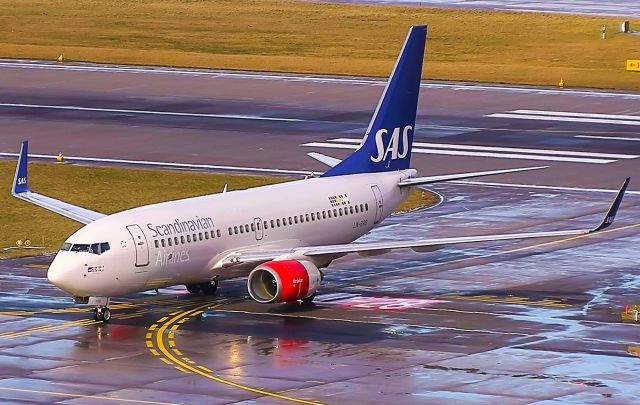 Boeing 737-700 (LN-RRB)