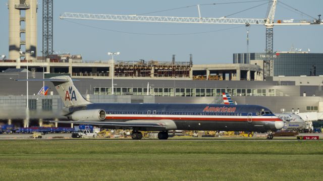 McDonnell Douglas MD-80 (N437AA) - Departing runway 4