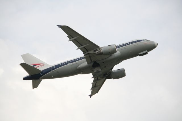 Airbus A320 (N745VJ) - Allegheny/US Airways departing Detroit Metro.  :)