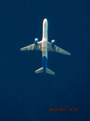 Boeing 757-200 (N906NV)