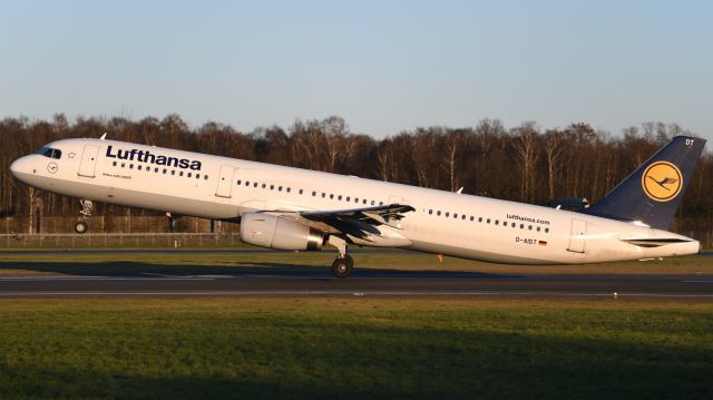 Airbus A321 (D-AIDT)