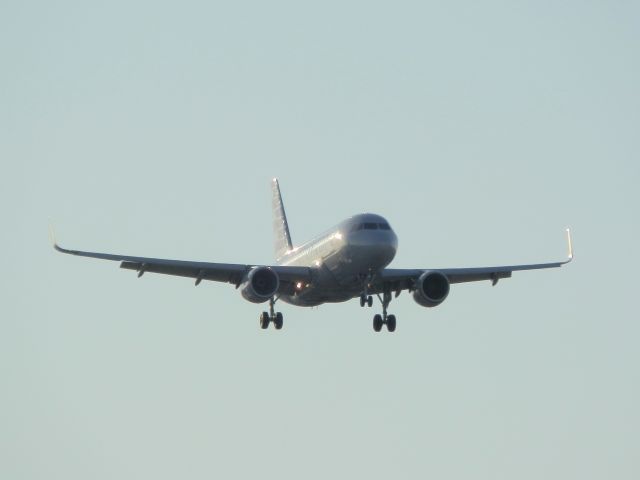Airbus A319 (N3014R)