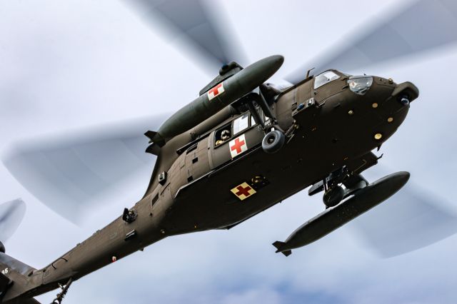 Sikorsky S-70 — - US Army UH-60M Dustoff
