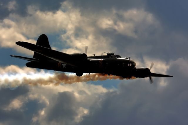 G-BEDF — - Crowd line Little Gransden England Airshow 26th August 2012