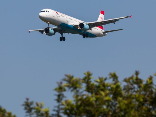 Airbus A321 (OE-LBD)