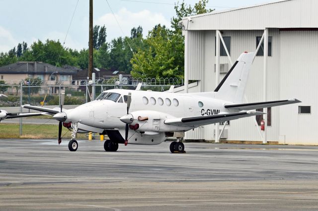 Beechcraft King Air 100 (C-GVMI)