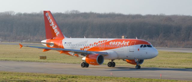 Airbus A319 (G-EZDN) - G-EZDN - GVA/LSGG - EasyJet Amsterdam Livery - Airbus A319-111