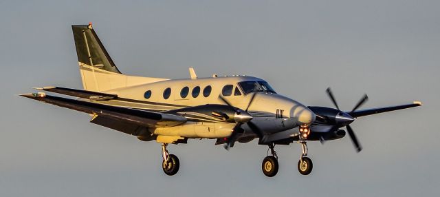 Beechcraft King Air 90 (N902DB) - N902DB 1989 Beech C90A King Air s/n LJ-1202 - North Las Vegas Airport  KVGTbr /Photo: TDelCorobr /December 15, 2023