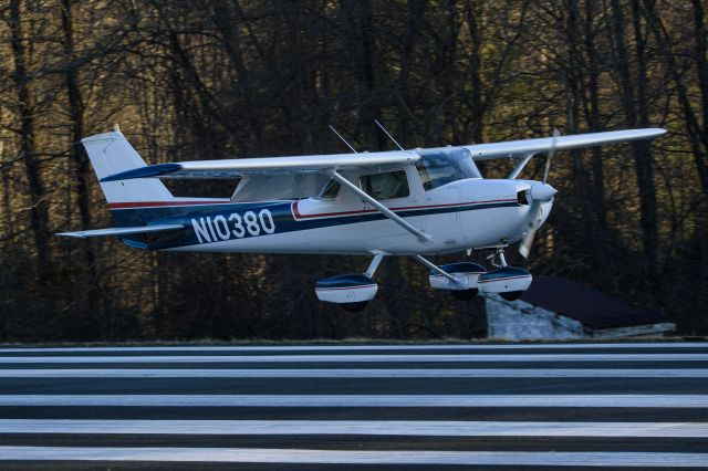 Cessna Commuter (N10380)
