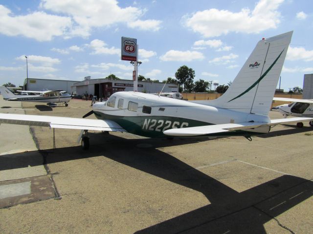 Piper Saratoga/Lance (N222SS) - On the ramp