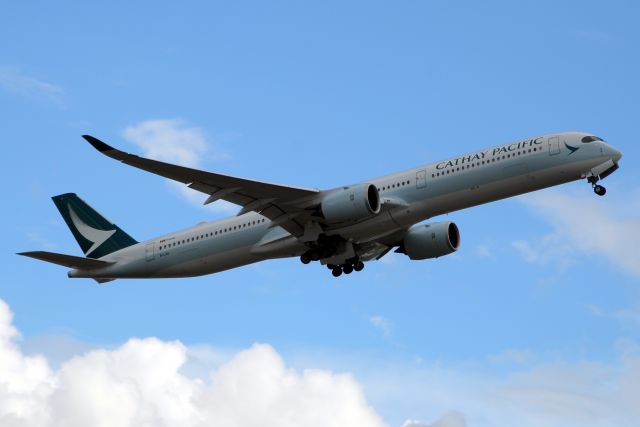 Airbus A350-1000 (B-LXO) - Airborne off rwy 27L on 30-Jul-21 operating flight CPA252 to VHHH.