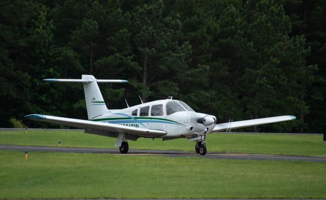 Piper Arrow 4 (N3016W)