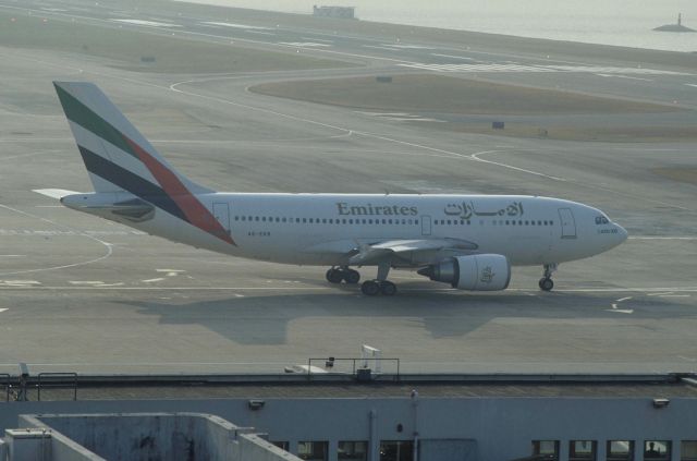 Airbus A310 (A6-EKB) - Taxing at Kai-Tak Intl Airport on 1991/12/15
