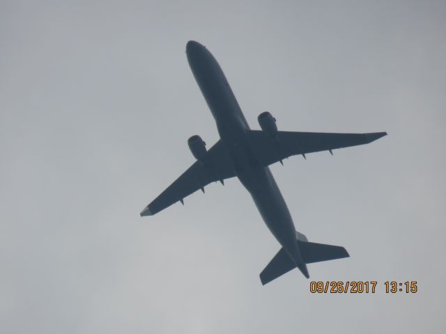 Embraer 175 (N227NN)