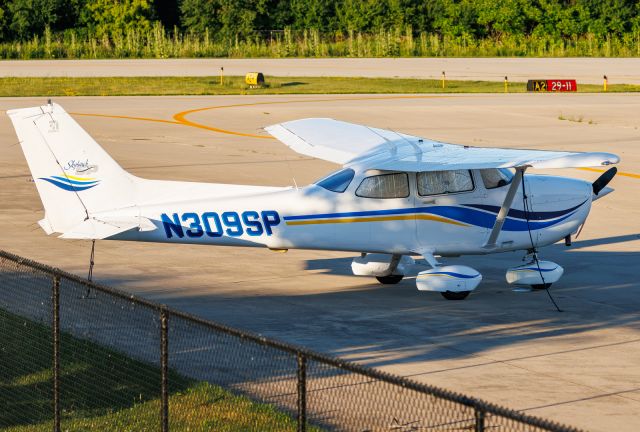 Cessna Skyhawk (N309SP)