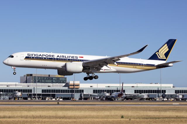 9V-SHI — - Singapore Airlines returns a passenger service to Adelaide, hopefully towards the end of the pandemic.