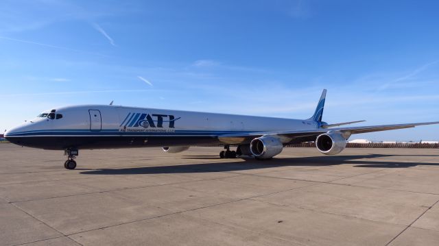 McDonnell Douglas DC-8-70 (N606AL)