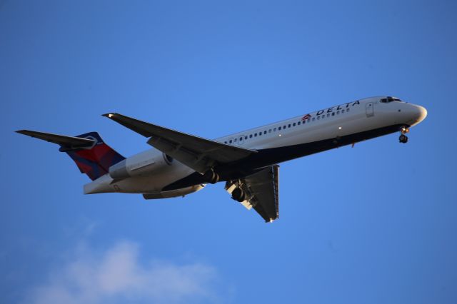 Boeing 717-200 —