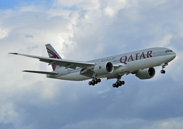 Boeing 777-200 (A7-BBG)