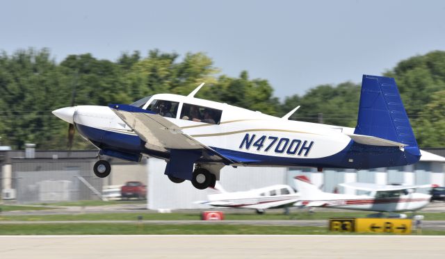 Mooney M-20 (N4700H) - Airventure 2017