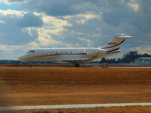 Bombardier Challenger 300 (N250AG) - Afternoon in Atlanta.