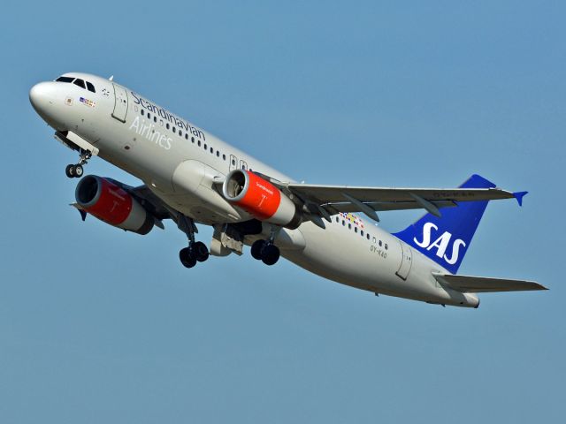 Airbus A320 (OY-KAO)