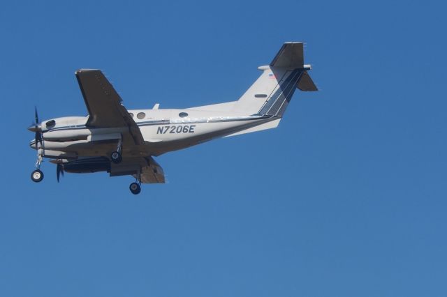 Beechcraft King Air 90 (N7206E)