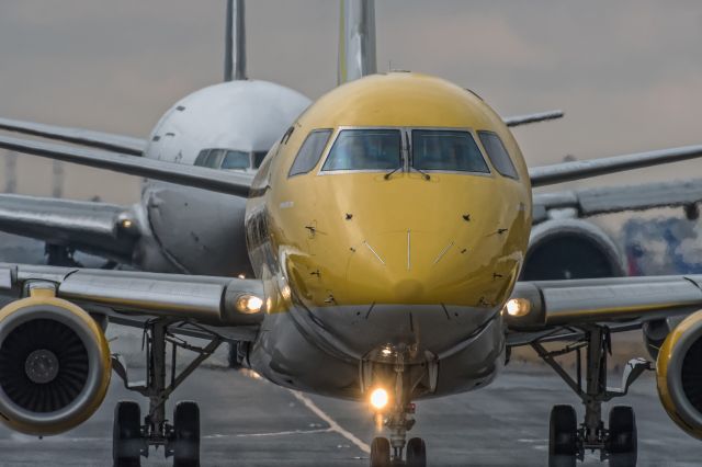 Embraer ERJ 175 (JA07FJ)