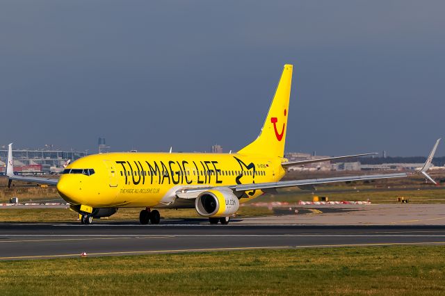Boeing 737-800 (D-ATUG)