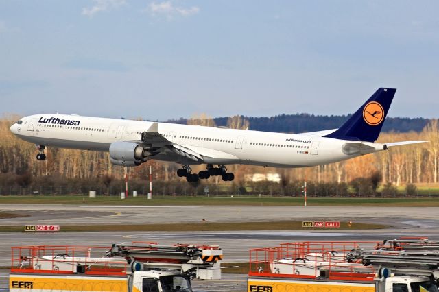 Airbus A340-600 (D-AIHC)