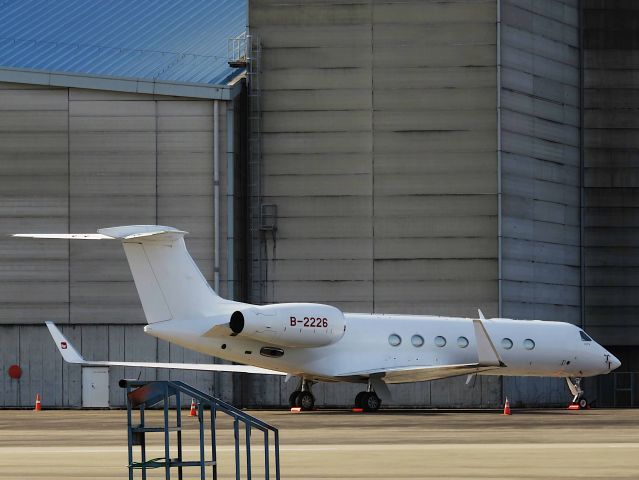 Gulfstream Aerospace Gulfstream V (B-2226) - I take a picture on Jan 18, 2018.