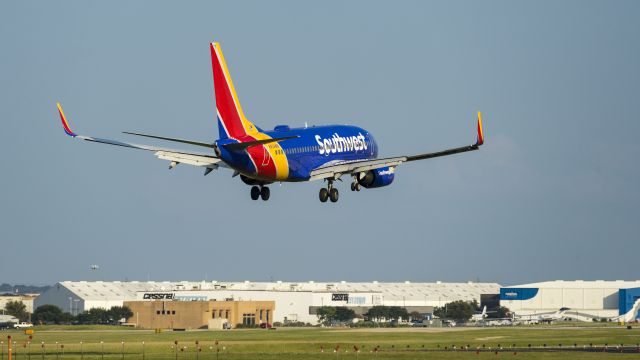 Boeing 737-700 (N934WN) - 9/17/17