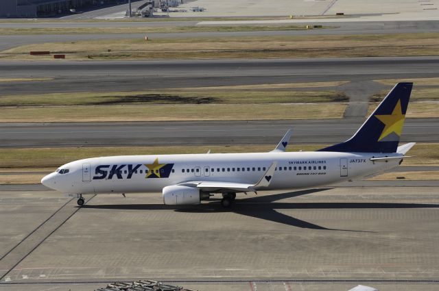 Boeing 737-800 (JA737X) - Taxing at Haneda Intl Airport on 2012/12/12