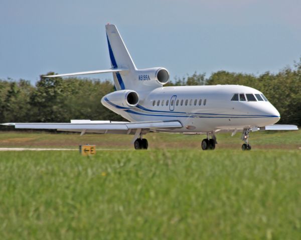 Dassault Falcon 900 (N919SA) - Falcon 900EX Landing at Chester County Airport 8-29-11