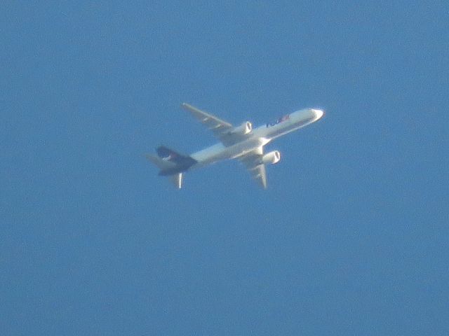 Boeing 757-200 (N986FD)