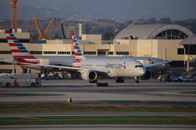 Boeing 787-8 (N802AN)