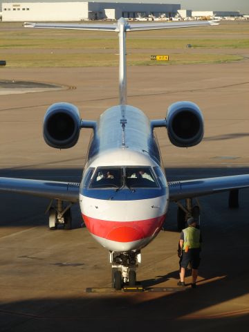 Embraer ERJ-135 (N850AE)