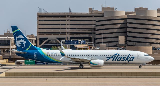 Boeing 737-900 (N274AK) - Spotted at KPHX on September 20, 2020