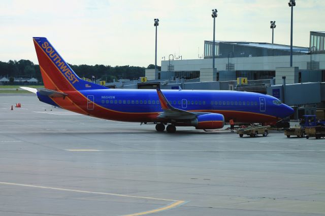 BOEING 737-300 (N604SW) - Parked at gate A4 before an early morning push. Taken on July 12, 2013.