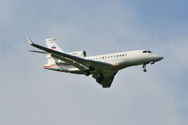 Dassault Falcon 7X (RA-09616) - 2015/10/4