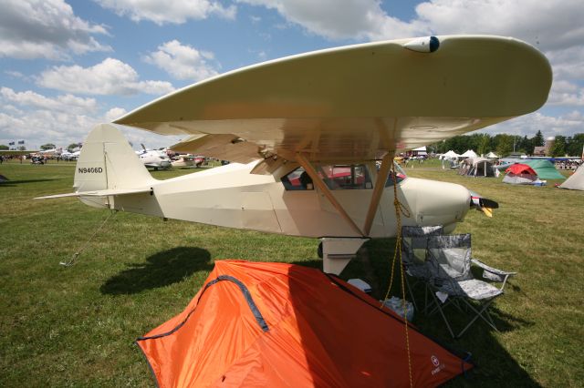 N9406D — - See more planes from the 2013 EAA Airventure here- a rel=nofollow href=http://www.facebook.com/media/set/?set=a.10153121083865078.1073741840.283142505077&type=1https://www.facebook.com/media/set/?set=a.10153121083865078.1073741840.283142505077&type=1/a