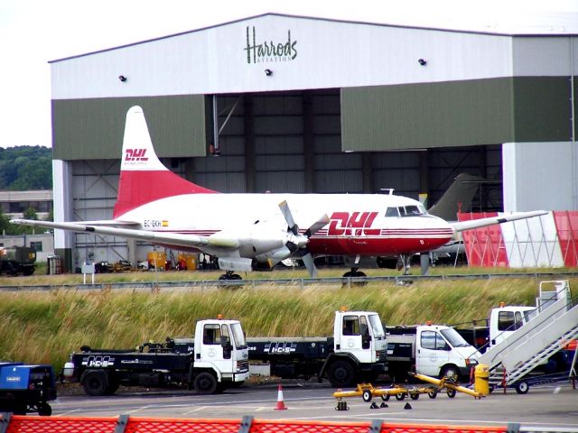 CONVAIR CV-580 (EC-GKH) - Date 18/06/04 C/n 135