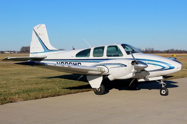 Beechcraft Travel Air (N969MG)