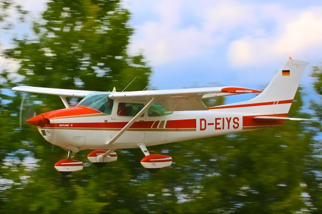 D-EIYS —