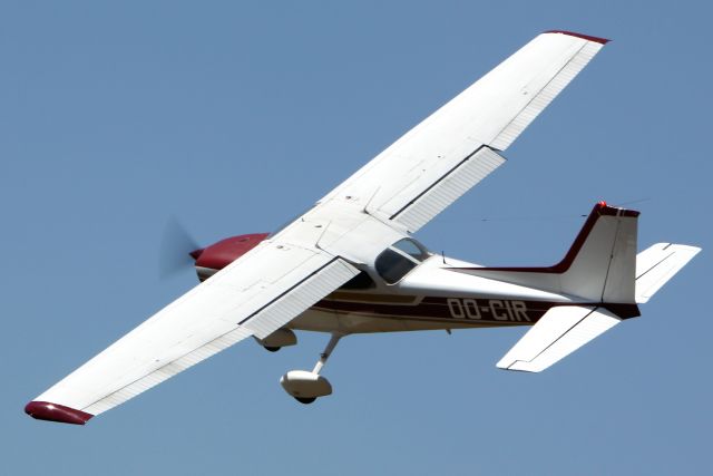 Cessna Skyhawk (OO-CIR)