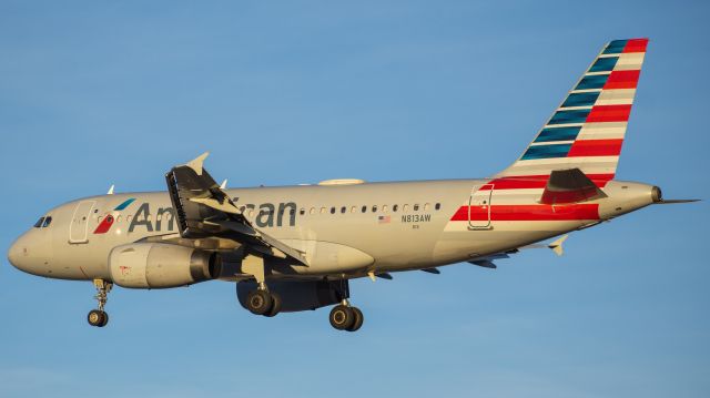 Airbus A319 (N813AW) - AAL2448 DFW-RNO
